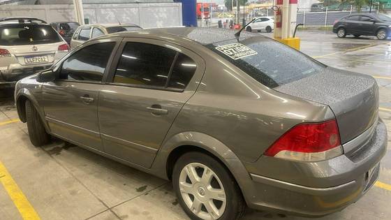 CHEVROLET VECTRA 2.0 MPFI ELEGANCE 8V FLEX 4P MANUAL